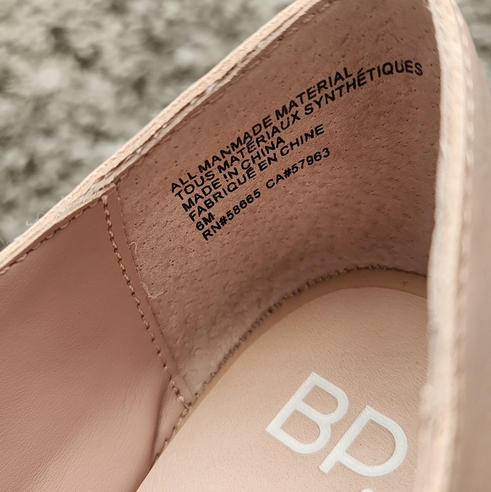 NIB Flats BP. Sierra Blush Faux Leather - Size 6M - Picture 6 of 7
